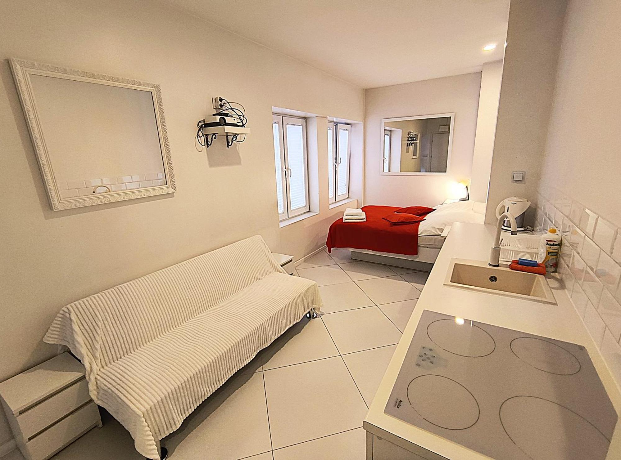 Mirror Apartments — Zdjęcia 3